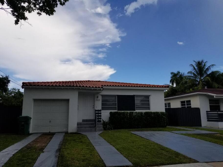 My Lovely Home In Miami 15 Minutes From The Beach ภายนอก รูปภาพ