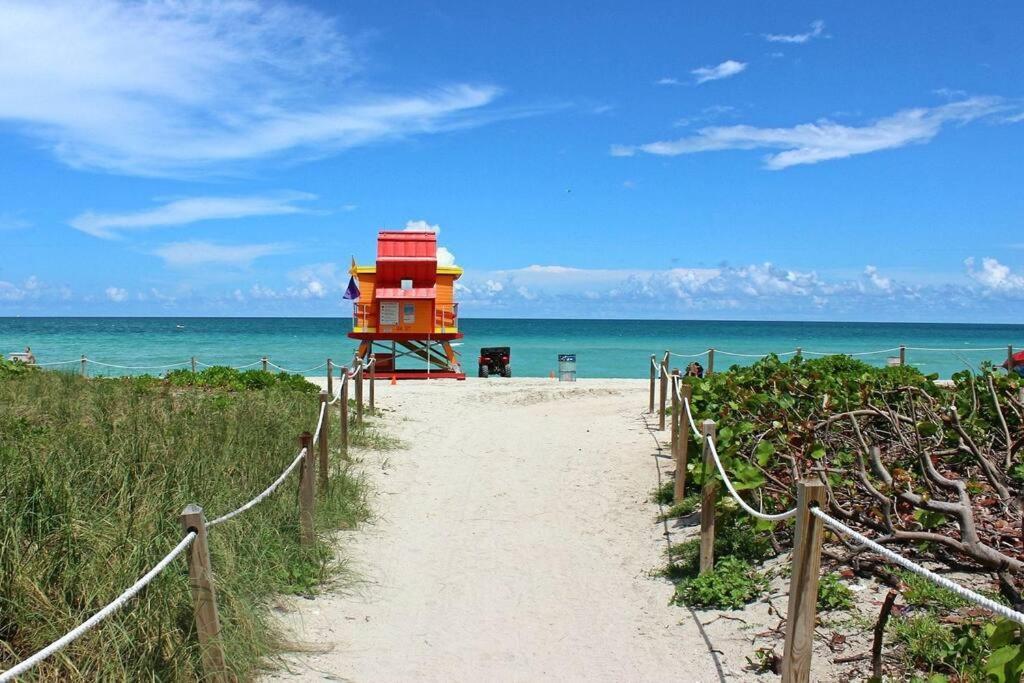 My Lovely Home In Miami 15 Minutes From The Beach ภายนอก รูปภาพ